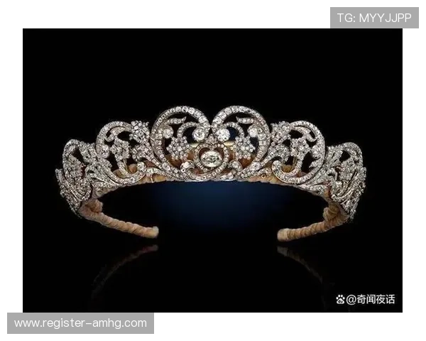 欧洲皇冠的珍贵材质与宝石选择，解析其背后的象征意义与工艺特色